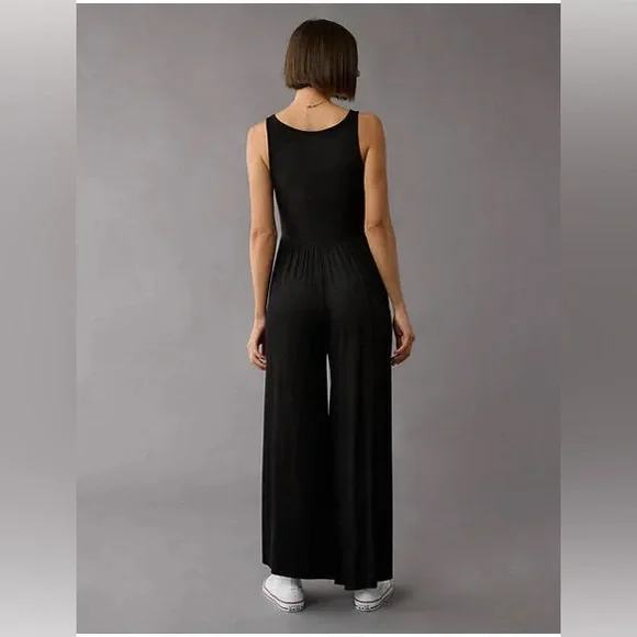 AE Soft & Sexy High Neck Jumpsuit (L) - Picture 3 of 8